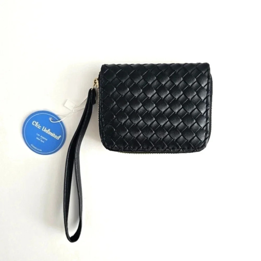 Woven Pattern Wristlet Change Purse